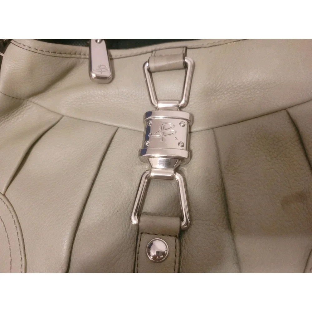 B. Makowsky Sage Green Pebbled Leather Cross-body Shoulder‎ Bag Purse EUC